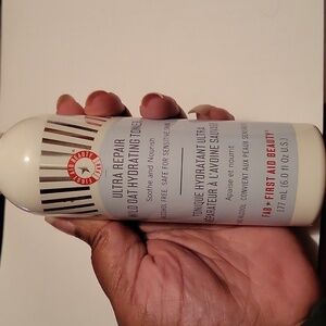 First Aid Beauty Ultra Repair Wild Oat Hydrating Toner